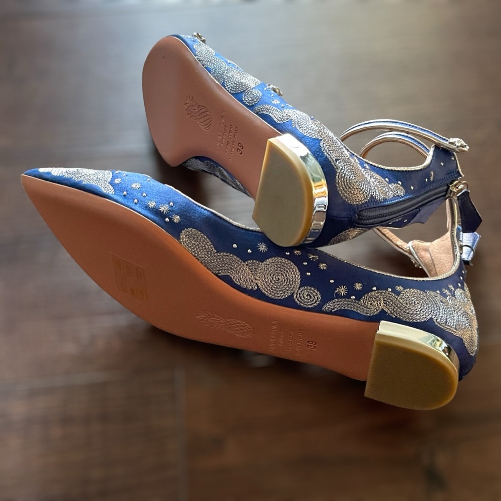 ‼️❤️SOLD❤️‼️AQUAZZURA Claudia Schiffer Cloudy Star Ballet Flats • Size 8.5 US - Picture 8 of 12